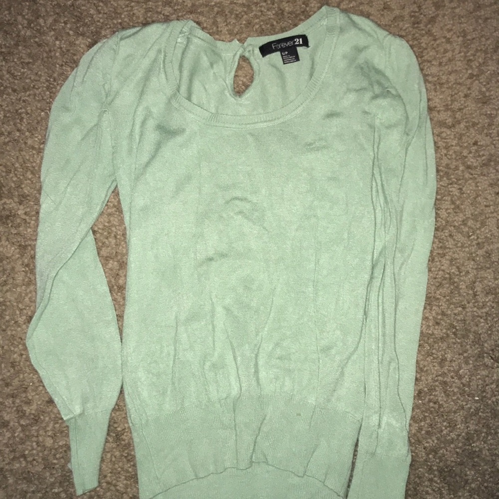 Light green sweater